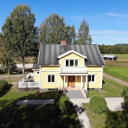 Ferienhaus Bjoerkebo Stollet Экстерьер фото