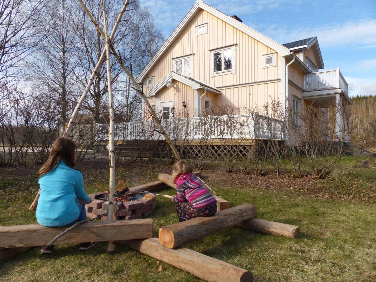 Ferienhaus Bjoerkebo Stollet Экстерьер фото