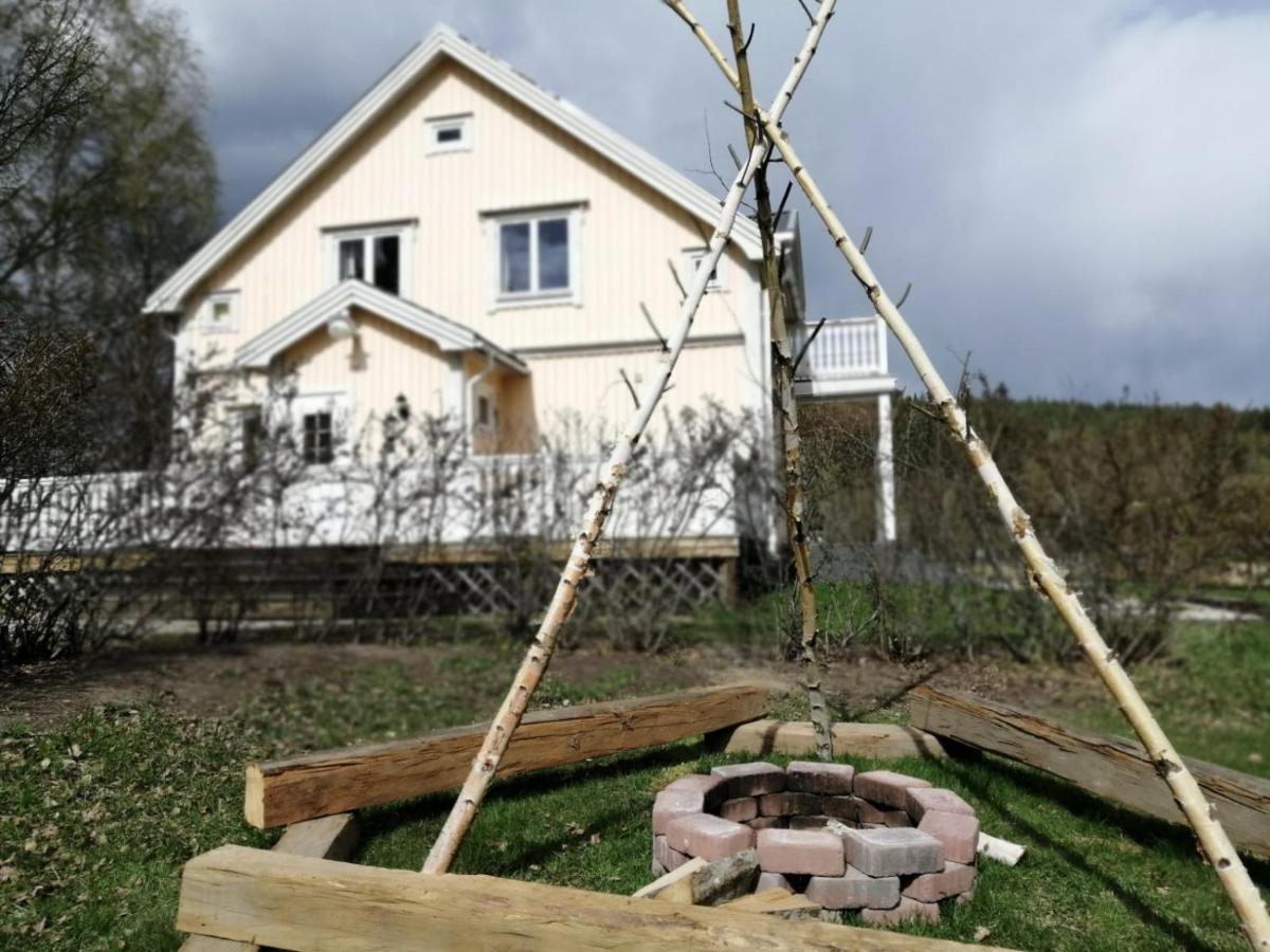 Ferienhaus Bjoerkebo Stollet Экстерьер фото